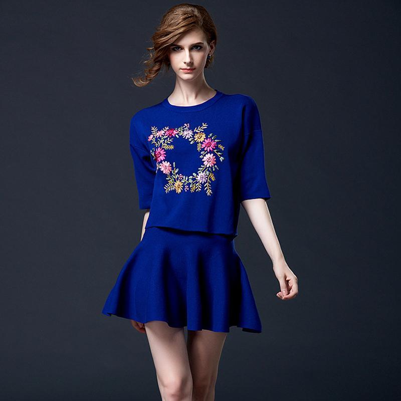 2015欧美大牌 女装秋季新款刺绣绣花圆领套头连衣裙两件套